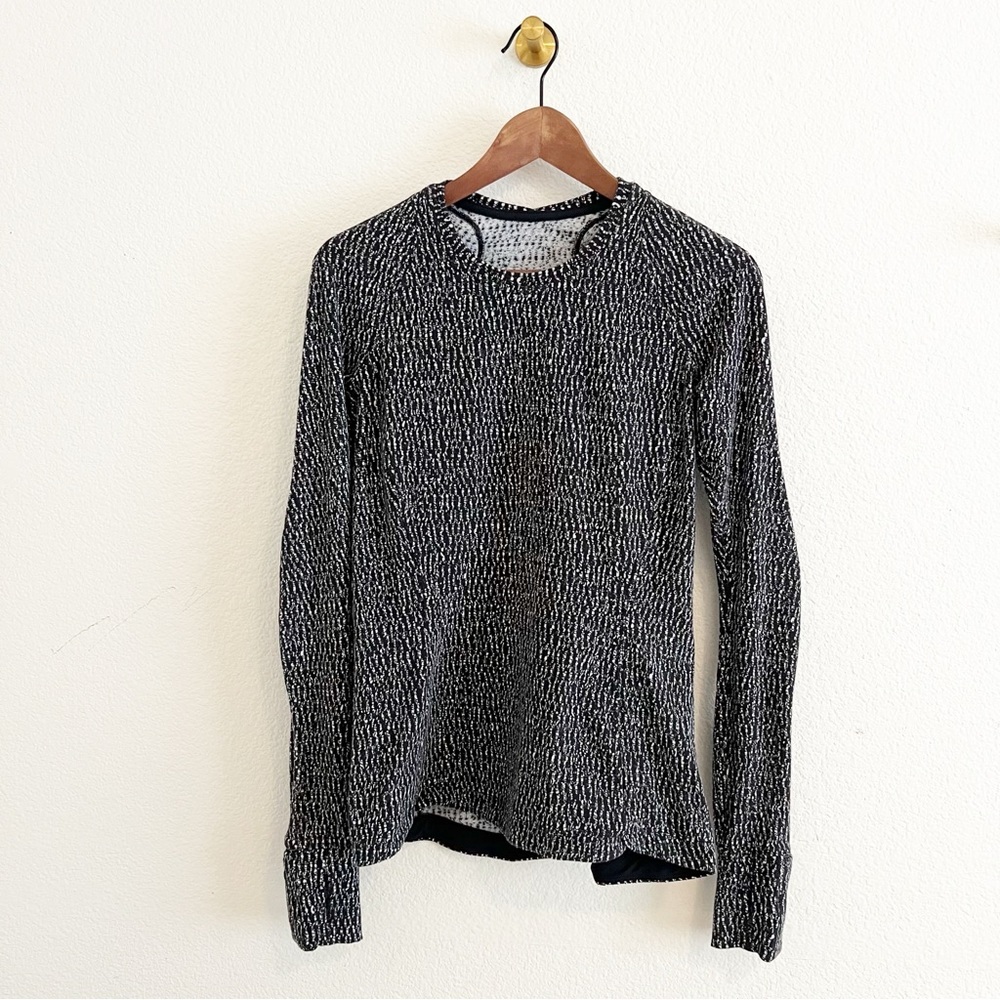 Lululemon Runderful Long Sleeve shirt Black White pattern Size 8